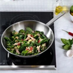 BK Wokpan Bright RVS - ø 28 Cm - Zonder Anti-aanbaklaag -Koken Pro Verkoopwinkel 11bc81fcb685ce434ad45e2c9fc75a1efe62e3fe BK Bri WokP 1pc CC005747 001 PIU