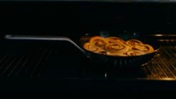 Saveur Selects Pannenset - Carbon Steel (Wokpan ø 35 Cm + Koekenpan ø 30 Cm) - Inductie En Alle Andere Warmtebronnen 17 Saveur Selects Pannenset - Carbon Steel (Wokpan ø 35 Cm + Koekenpan ø 30 Cm) - Inductie En Alle Andere Warmtebronnen -Koken Pro Verkoopwinkel 1200x675 2