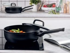 BK Hapjespan Met Deksel - Easy Induction - ø 24 Cm / 3.4 Liter - Keramische Anti-aanbaklaag -Koken Pro Verkoopwinkel 2e9e00e0bf3a9093e742988eb6cb6cbd0ed9813d BK Easy Induction Skillet 24 009