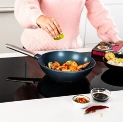 Westinghouse Pannenset Performance - Blauw - 8 Pannen - Complete Pannenset - Inductie En Alle Andere Warmtebronnen 26 Westinghouse Pannenset Performance - Blauw - 8 Pannen - Complete Pannenset - Inductie En Alle Andere Warmtebronnen -Koken Pro Verkoopwinkel 550x547