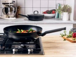 BK Wokpan Easy Induction - Aluminium - ø 30 Cm / 5 Liter - Keramische Anti-aanbaklaag -Koken Pro Verkoopwinkel 5a9af3504a9db6be68e4bbede96c4729367a182c BK Easy Induction Wok 005
