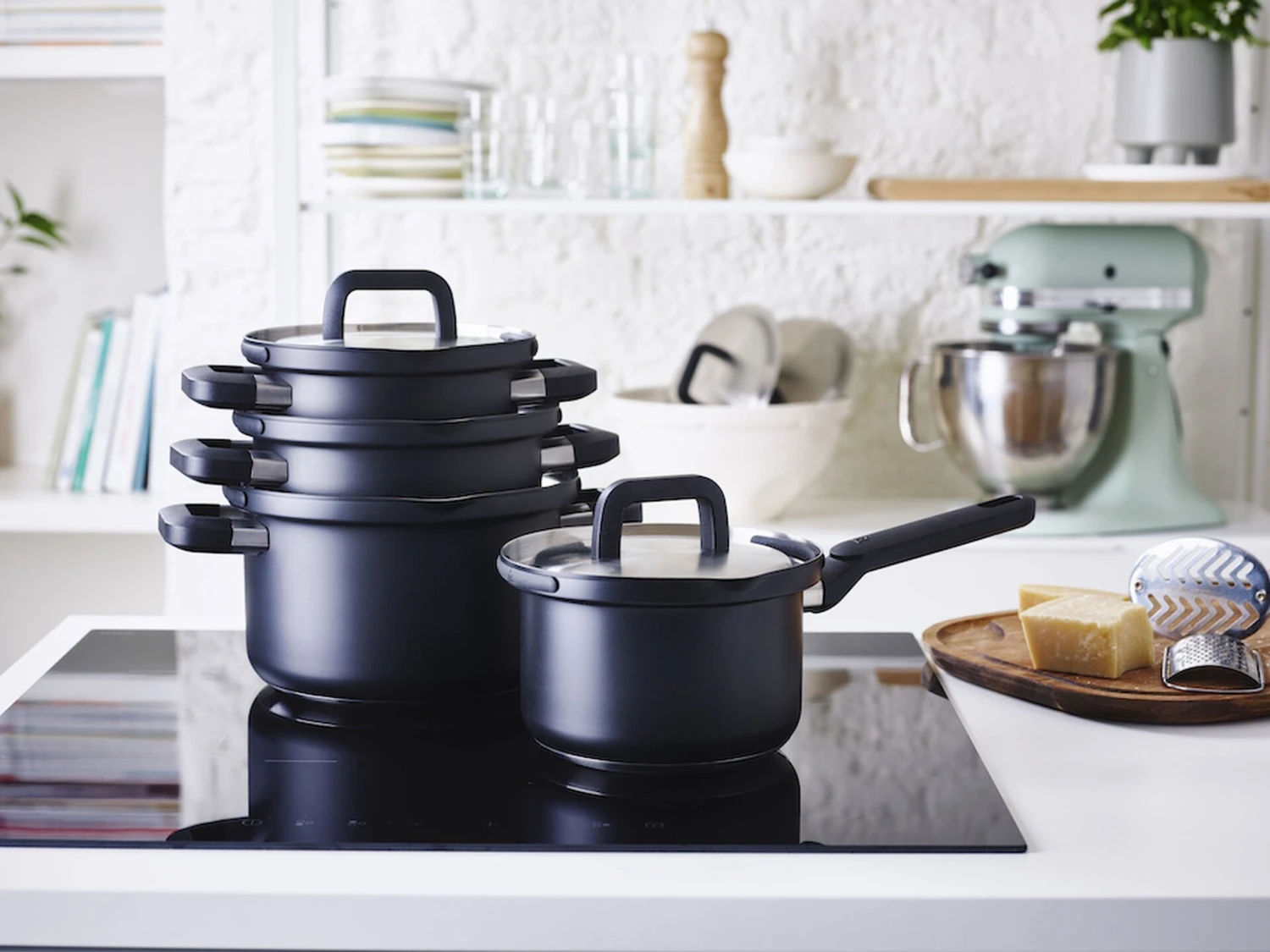 BK Pannenset Flow Cool - Zwart / RVS - 4 Delige Set 5 BK Pannenset Flow Cool - Zwart / RVS - 4 Delige Set - Afbeelding 3