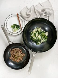 Saveur Selects Pannenset - Carbon Steel (Wokpan ø 35 Cm + Koekenpan ø 30 Cm) - Inductie En Alle Andere Warmtebronnen 15 Saveur Selects Pannenset - Carbon Steel (Wokpan ø 35 Cm + Koekenpan ø 30 Cm) - Inductie En Alle Andere Warmtebronnen -Koken Pro Verkoopwinkel 899x1200