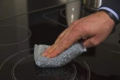 Koken Pro Verkoopwinkel -Koken Pro Verkoopwinkel Blackwell Pannensponsje Zilver in gebruik