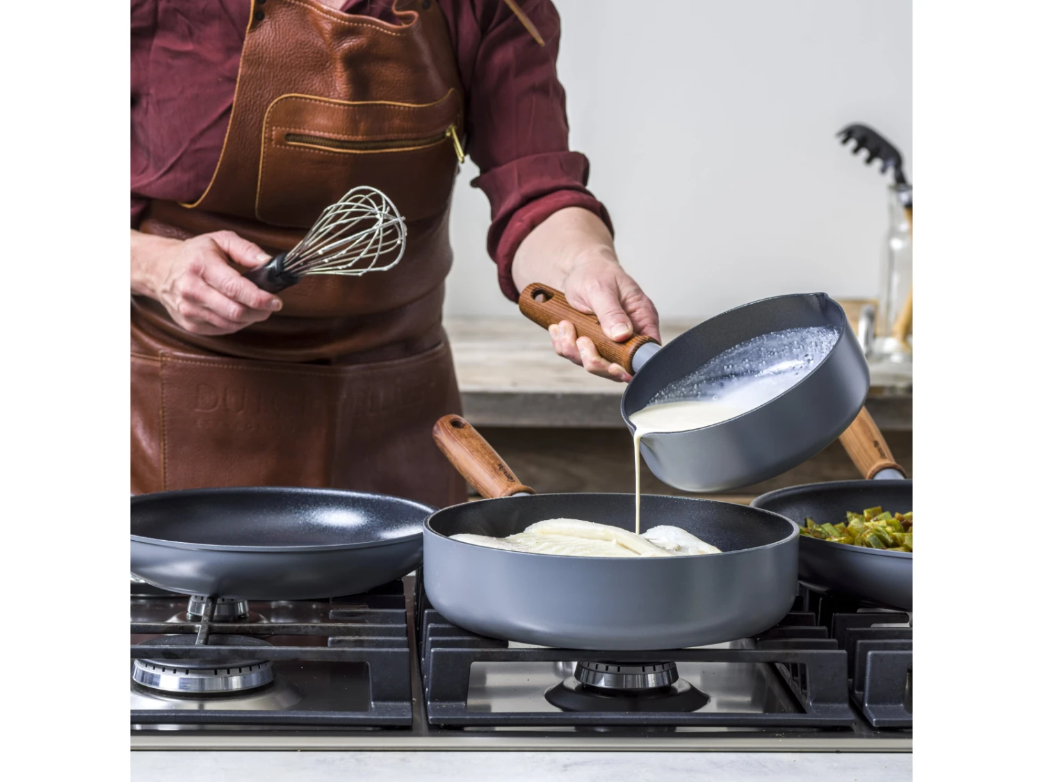 GreenPan Pannenset Met Keukenhulpjes Mayflower Pro - 4 Delige Set 11 GreenPan Pannenset Met Keukenhulpjes Mayflower Pro - 4 Delige Set - Afbeelding 9