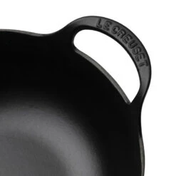 Le Creuset Wokpan / Balti Dish - Mat Zwart - ø 24 Cm / 2.7 Liter - Geëmailleerde Anti-aanbaklaag -Koken Pro Verkoopwinkel RS6769 20142247220460 4 scr 1