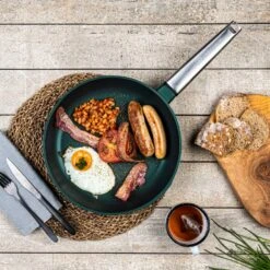 Westinghouse Koekenpan Performance - Gracious Green - ø 28 Cm - Standaard Anti-aanbaklaag -Koken Pro Verkoopwinkel WCFP0095024SG 8 1