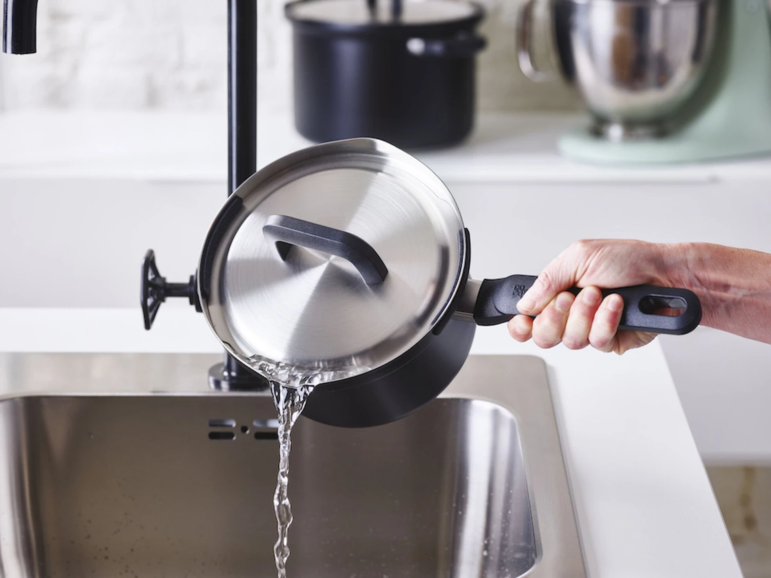 BK Pannenset Flow Cool - Zwart / RVS - 4 Delige Set 7 BK Pannenset Flow Cool - Zwart / RVS - 4 Delige Set - Afbeelding 5