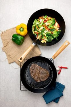 BK Wokpan Force - Carbon Steel - ø 30 Cm - Zonder Anti-aanbaklaag -Koken Pro Verkoopwinkel c706fb772835678761c80fb6f51dbf349ef8efed BK Force CS Lifestyle 6 1