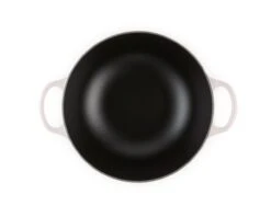 Le Creuset Braadpan Signature - Marmite - Shell Pink - ø 24 Cm / 3.1 Liter 10 Le Creuset Braadpan Signature - Marmite - Shell Pink - ø 24 Cm / 3.1 Liter -Koken Pro Verkoopwinkel le creuset braadpan marmite shell pink 24cm 2