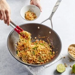 Demeyere Wokpan Alu Pro 5 - Duraslide Titanium - ø 30 Cm - Standaard Anti-aanbaklaag 11 Demeyere Wokpan Alu Pro 5 - Duraslide Titanium - ø 30 Cm - Standaard Anti-aanbaklaag -Koken Pro Verkoopwinkel pdp masonry content demeyere alu pro 5 wok dura spft utensils